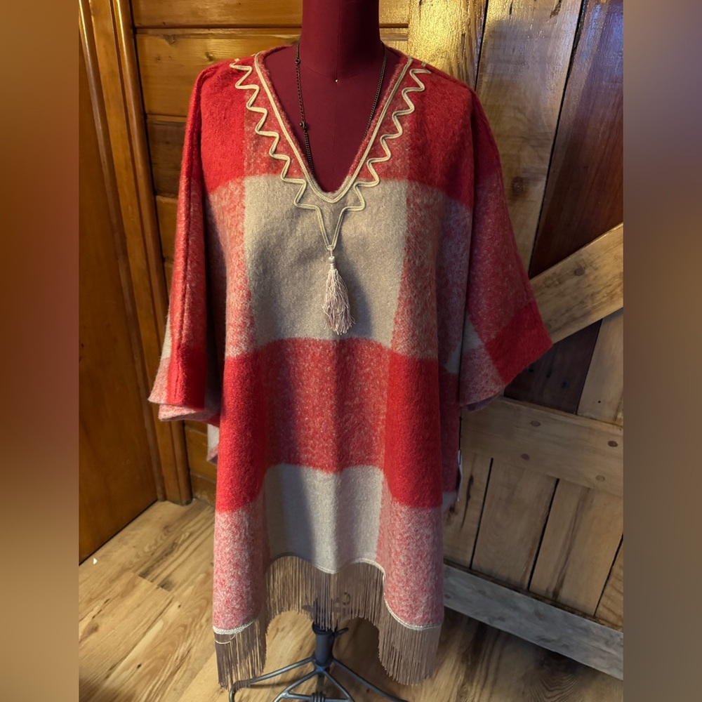 ADAM LIPPES NWT Red and Gray Striped Poncho w/ Fringe L/XL
